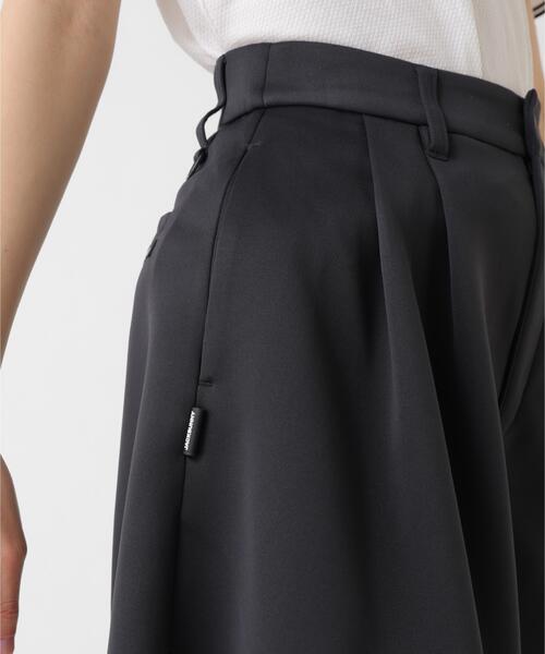 Jack Bunny!!（ジャックバニー）の「【Jack Bunny!!】軽量ソフトダンボールショートパンツ（その他パンツ・レディース・ブラック/ホワイト・MEDIUM/SMALL）」の8枚目の写真