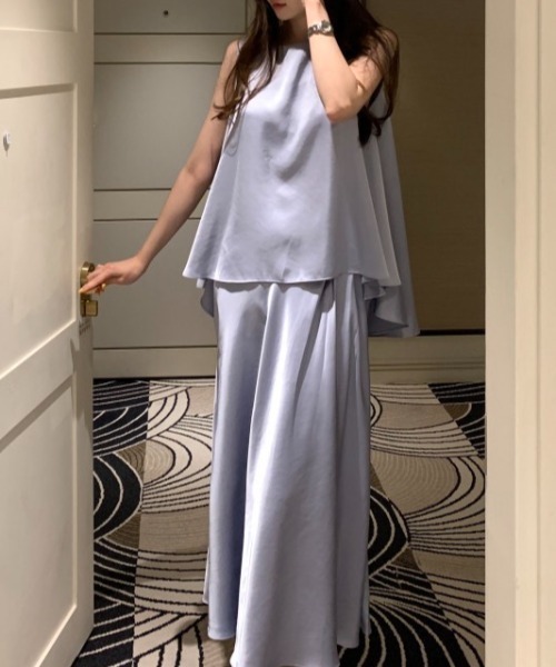 Aelina(エリナ)の「ノースリーブトップススカートセットアップ(セットアップ・レディース・ブルー/オフホワイト/ブラック/ベージュ・FREE)」の5枚目の写真