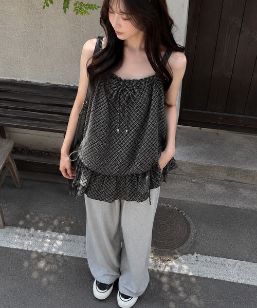 HALEY PESCA(ヘーリーペスカ)の「HALEY PESCA/ティアードフリル バルーンチェック柄キャミチュニック(キャミソール・レディース・ブラック・FREE)」の8枚目の写真