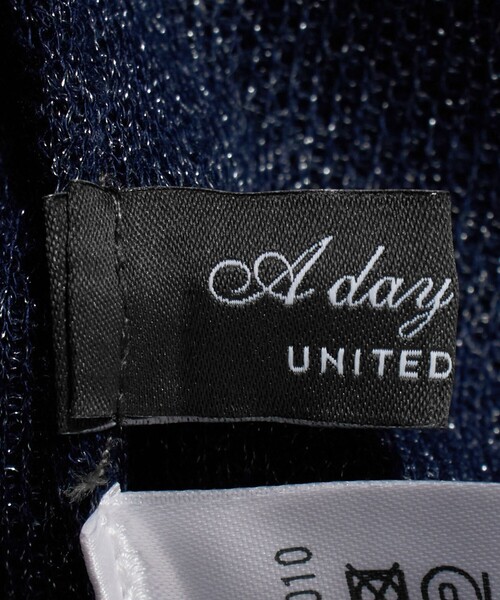 A DAY IN THE LIFE UNITED ARROWS（アデイインザライフユナイテッドアローズ）の「ダブルジャガード シアー パフスリーブニット ‐ウォッシャブル‐＜A DAY IN THE LIFE＞（ニット/セーター・レディース・グレー系/ネイビー/オフホワイト・FREE）」の18枚目の写真