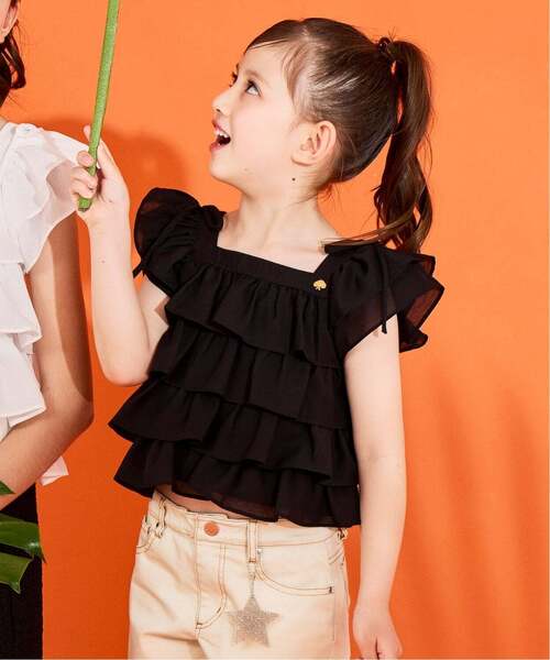 kate spade new york kids(ケイトスペードニューヨーク)の「肩リボンラッフルトップス(シャツ/ブラウス・キッズ・ブラック/オフホワイト・130cm/140cm/120cm/160cm/150cm)」の2枚目の写真