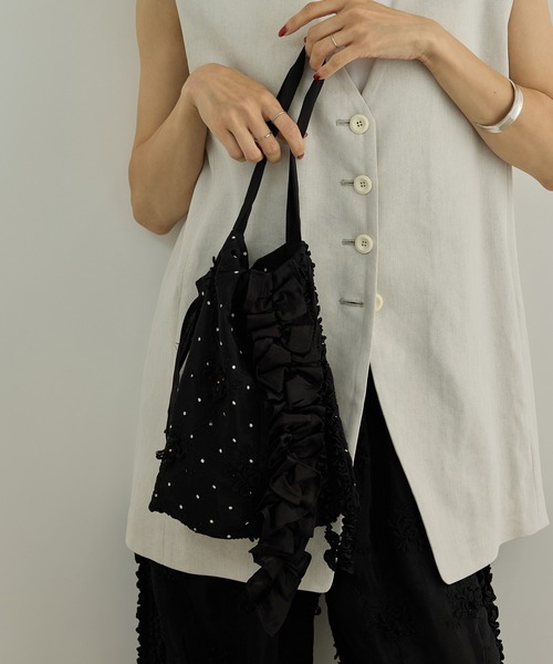 crinkle crinkle crinkle（クリンクルクリンクルクリンクル）の「【WEB先行販売】【crinkle crinkle crinkle】別注ドット3D刺繍フリルトートバッグ（トートバッグ・レディース・ブラック系その他・FREE）」の10枚目の写真