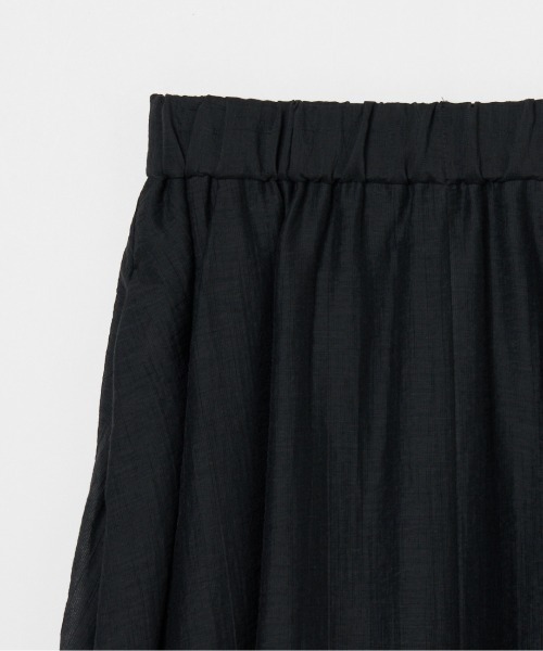 HELIOPOLE(エリオポール)の「SHEER GATHERED FLARE SKIRT / シアーギャザーフレアスカート(スカート・レディース・ワイン/ブラック・38)」の6枚目の写真