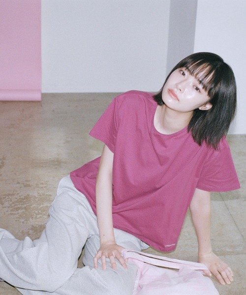 shesaidthat(シーセッドザット)の「shesaidthat - エブリディロゴT / Everyday Logo Tee(Tシャツ/カットソー・レディース・マジェンタ/ネイビー/パープル/ライトブルー・MEDIUM/SMALL)」の5枚目の写真