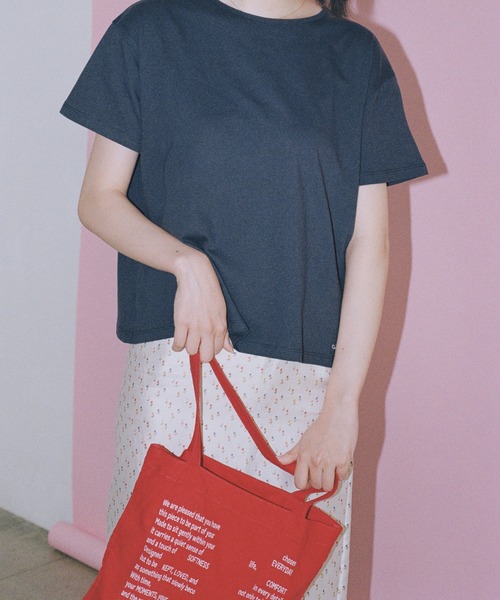 shesaidthat(シーセッドザット)の「shesaidthat - エブリディロゴT / Everyday Logo Tee(Tシャツ/カットソー・レディース・マジェンタ/ネイビー/パープル/ライトブルー・MEDIUM/SMALL)」の22枚目の写真
