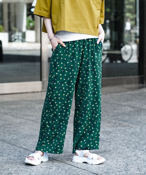 e-zakkamania stores（イーザッカマニアストアーズ）の「麻タッチ プリントパンツ［パームドット］（その他パンツ・レディース・グリーン系その他・M-L）」の2枚目の写真