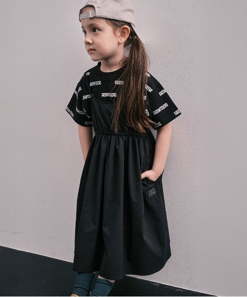 GROOVY COLORS(グルービーカラーズ)の「Water Repellent Stretch Camisole Dress(ワンピース・キッズ・ブラック・125cm/115cm)」の3枚目の写真