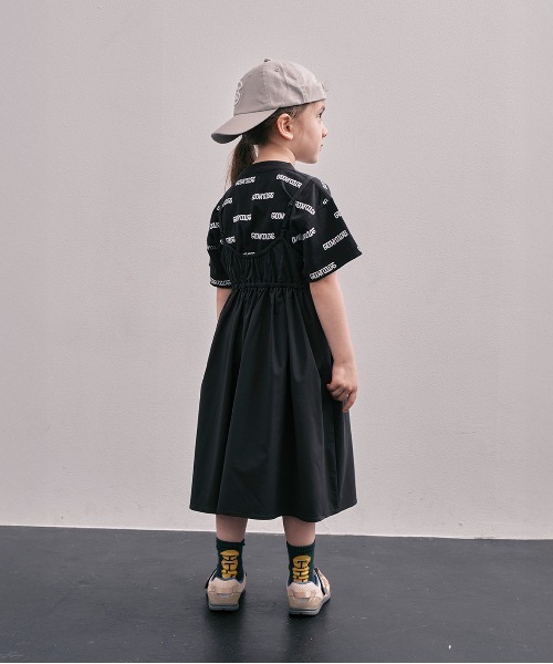 GROOVY COLORS(グルービーカラーズ)の「Water Repellent Stretch Camisole Dress(ワンピース・キッズ・ブラック・125cm/115cm)」の5枚目の写真