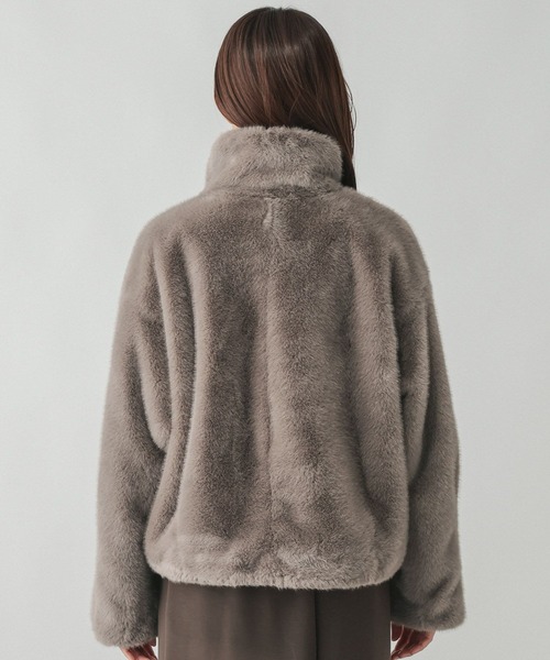 GLOBAL WORK(グローバルワーク)の「フェイクファーブルゾン/910914(ブルゾン・レディース・グレー系6/ブラウン・LARGE/MEDIUM)」の18枚目の写真