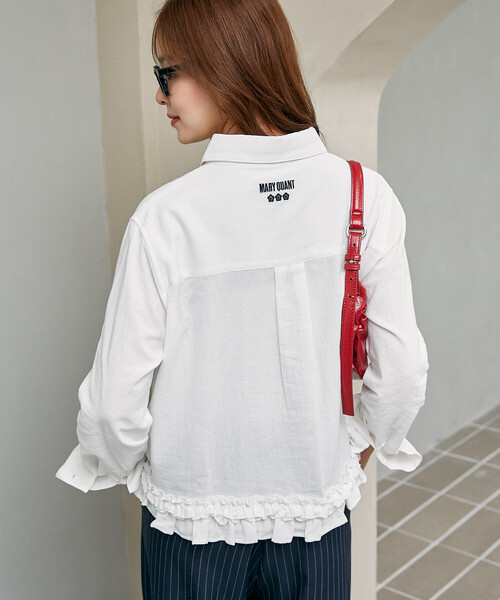 MARY QUANT（マリークワント）の「MARY QUANT × PUBLUX/マリークワント 別注 ワンポイント 裾 フリル シャツ　限定展開（シャツ/ブラウス・レディース・ブラック/オフホワイト/ネイビー・ﾌﾘ-）」の11枚目の写真
