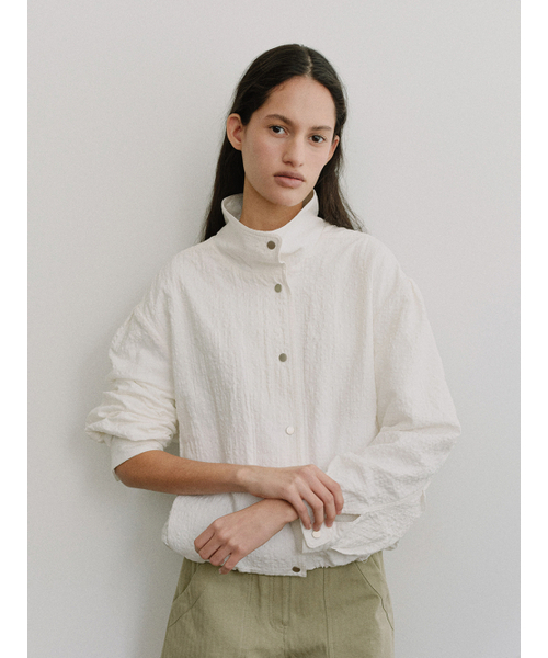 MOHAN(モハン)の「TIS HIGH-NECK VOLUME JUMPER_WHITE CHECK(その他アウター・レディース・ホワイト・SMALL/MEDIUM)」の4枚目の写真