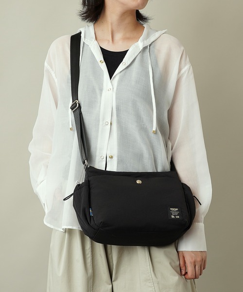 moz（モズ）の「【moz(モズ)】軽量 軽撥水 ボンディング ショルダーバッグ 4L ZZQK-02（ショルダーバッグ・レディース・オレンジ/ブルーグレー/ベージュ/ブラック・ONE SIZE）」の12枚目の写真