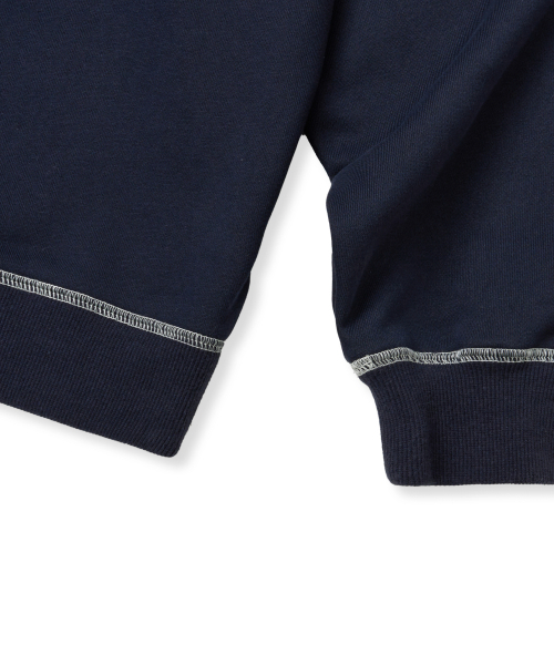 BROWNBREATH（ブラウンブレス）の「TAG APPLIQUE CREWNECK - NAVY（スウェット・レディース・その他・S/M/L/XL）」の6枚目の写真