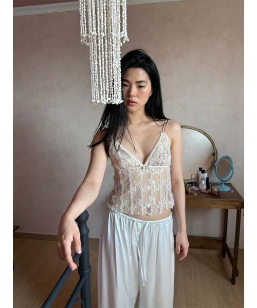 THEPORTA(ザ ポルタ)の「SATIN RIBBON FRILL PANTS, WHITE(その他パンツ・レディース・その他・FREE)」の4枚目の写真