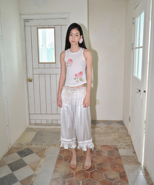 THEPORTA(ザ ポルタ)の「SATIN RIBBON FRILL PANTS, WHITE(その他パンツ・レディース・その他・FREE)」の5枚目の写真