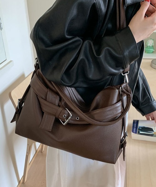 Vipoa（ヴィポア）の「classic belt bag（ショルダーバッグ・レディース・ブラウン/ブラック・FREE）」の6枚目の写真