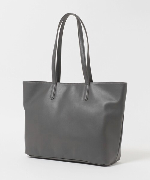 A DAY IN THE LIFE UNITED ARROWS（アデイインザライフユナイテッドアローズ）の「スムースレザー トートバッグ＜A DAY IN THE LIFE＞（トートバッグ・メンズ・ブラック/ダークグレー・FREE）」の12枚目の写真