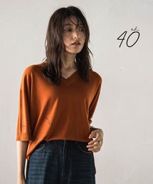 【40周年限定】メッセージ刺繍Vネックニットプルオーバー