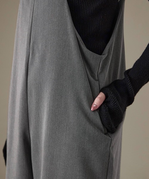 Fashion Letter(ファッションレター)の「ワイドサロペット スラックス(サロペット/オーバーオール・レディース・ブラック/ブラウン/チャコール・M)」の14枚目の写真