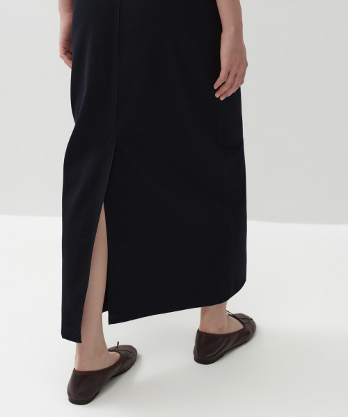 MUSINSA STANDARD WOMAN（ムシンサスタンダードウーマン）の「ウィメンズ CP マキシスカート [ダークネイビー]（スカート・レディース・その他・SMALL/MEDIUM/LARGE/X-SMALL）」の7枚目の写真