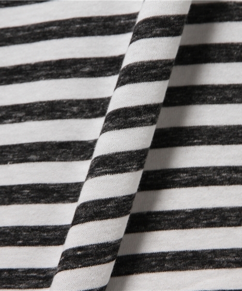 HAMNETT（ハムネット）の「【HAMNETT】 グリッツボーダーVネック / カットソー（Tシャツ/カットソー・メンズ・グレー/ブラック・MEDIUM/SMALL/LARGE）」の7枚目の写真