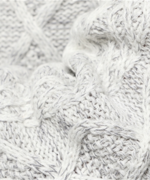 NICOLE CLUB FOR MEN(ニコルクラブフォーメン)の「『FINEBOYS 1月号掲載 』ケーブル編みクルーネックニット(ニット/セーター・メンズ・ブラック/ライトグレー/ボルドー・MEDIUM/LARGE/X-LARGE)」の9枚目の写真