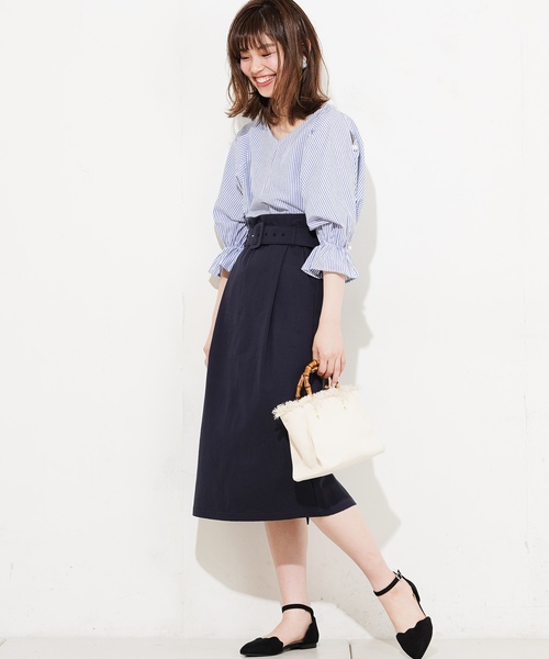 natural couture（ナチュラルクチュール）の「ベルト付きチノゆるタイト（スカート・レディース・ベージュ/ネイビー/ピンク/チェック・FREE）」の9枚目の写真