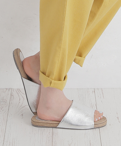 BASE（ベース）の「フラットサンダル（サンダル・レディース・ブラック/ベージュ/グリーン/ブルー系その他/マスタード/ピンク/シルバー/ゴールド/レオパード・SMALL/LARGE/X-LARGE/MEDIUM）」の20枚目の写真