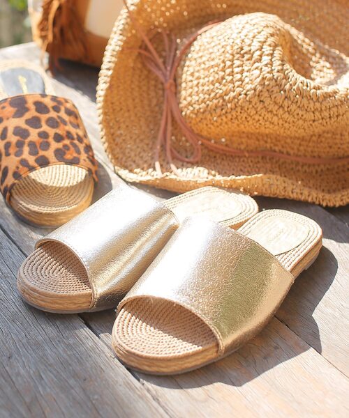 BASE（ベース）の「フラットサンダル（サンダル・レディース・ブラック/ベージュ/グリーン/ブルー系その他/マスタード/ピンク/シルバー/ゴールド/レオパード・SMALL/LARGE/X-LARGE/MEDIUM）」の17枚目の写真