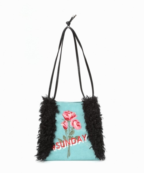 Casselini（キャセリーニ）の「フェイクファーモチーフminiショルダー（ショルダーバッグ・レディース・パープル/ブラウン/サックスブルー/ピンク・FREE）」の2枚目の写真