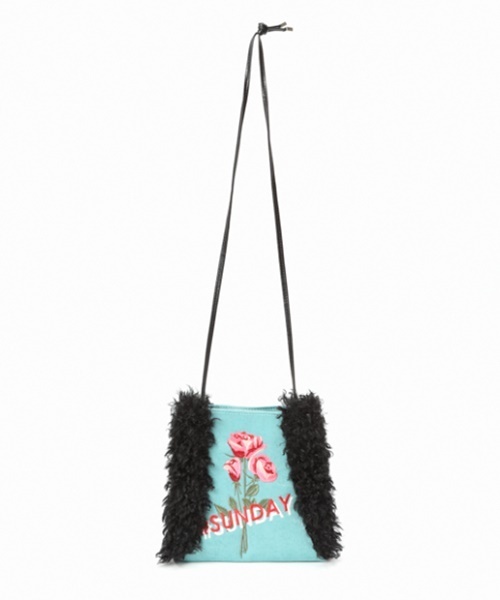 Casselini（キャセリーニ）の「フェイクファーモチーフminiショルダー（ショルダーバッグ・レディース・パープル/ブラウン/サックスブルー/ピンク・FREE）」の12枚目の写真