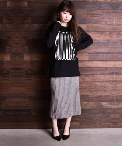 ARCHIVER(アーカイバ)の「【Ab】プリント長袖Tシャツ(Tシャツ/カットソー・レディース・ホワイト系その他/ブラック系その他/ブルー系その他/ピンク系その他/ホワイト系その他2/ホワイト系その他3/ホワイト系その他4/ブラック系その他2/ブラック系その他3/ブラック系その他4/グレー系その他2/グレー系その他4/ブルー系その他2/ブルー系その他3/ブルー系その他4/ピンク系その他3・MEDIUM/LARGE/X-LARGE)」の1枚目の写真