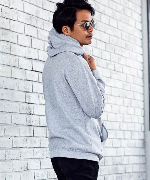 1piu1uguale3 RELAX（ウノピュウノウグァーレトレリラックス）の「1PIU1UGUALE3 RELAX(ウノピゥウノウグァーレトレ)フロントロゴプリントプルオーバーパーカ（パーカー・メンズ・ホワイト/ブラック/ダークグレー/ネイビー/レッド/グレー・MEDIUM/LARGE/X-LARGE/XX-LARGE/SMALL）」の8枚目の写真