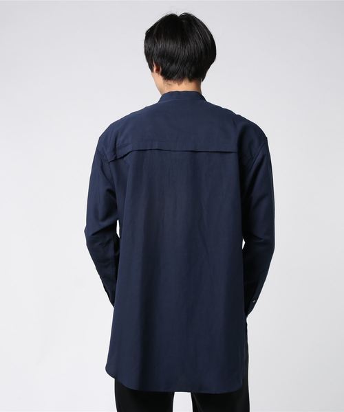 MAISON SPECIAL（メゾンスペシャル）の「ドレープリネンバンドカラーロングシャツ【MAISON SPECIAL/メゾンスペシャル】（シャツ/ブラウス・メンズ・ネイビー/ベージュ・44/46/48）」の15枚目の写真