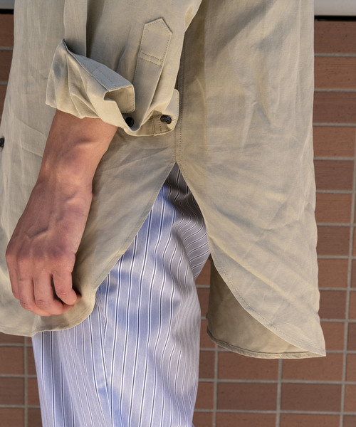 MAISON SPECIAL（メゾンスペシャル）の「ドレープリネンバンドカラーロングシャツ【MAISON SPECIAL/メゾンスペシャル】（シャツ/ブラウス・メンズ・ネイビー/ベージュ・44/46/48）」の11枚目の写真