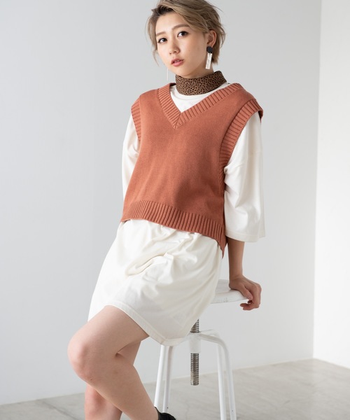 WEGO(ウィゴー)の「WEGO/カラーニットベスト(ベスト・レディース・ブラック/ベージュ/ブラウン/アイボリー/ライトブラウン/カーキ・FREE)」の9枚目の写真