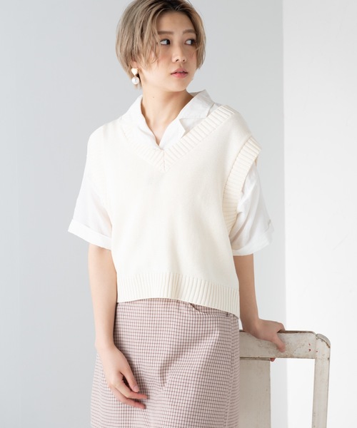 WEGO(ウィゴー)の「WEGO/カラーニットベスト(ベスト・レディース・ブラック/ベージュ/ブラウン/アイボリー/ライトブラウン/カーキ・FREE)」の15枚目の写真