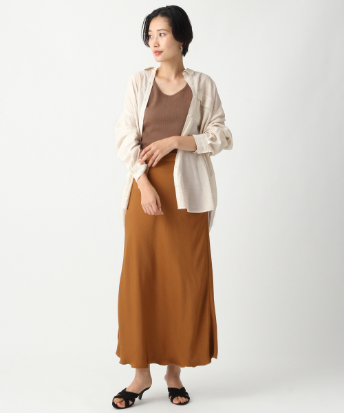 A part by（アパートバイ）の「Pサテンマーメイドナロースカート 844168（スカート・レディース・ブラック/ベージュ/キャメル・FREE）」の6枚目の写真