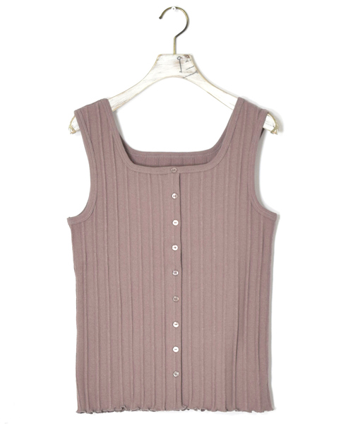 w closet（ダブルクローゼット）の「スクエア前開き風タンクトップ（タンクトップ・レディース・ブラック/ベージュ/ダークパープル/モカ/ピンク系その他・FREE）」の12枚目の写真