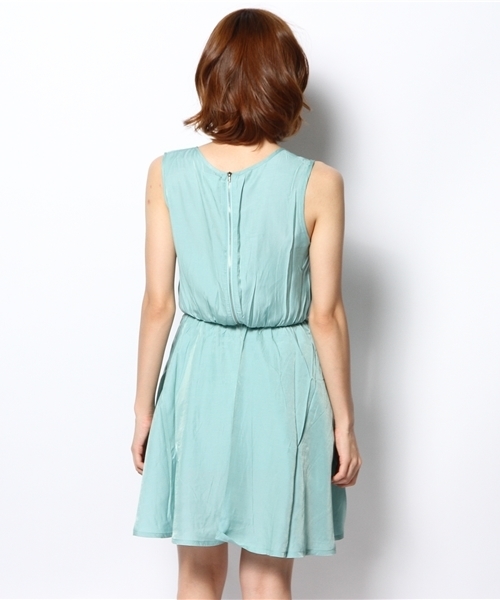 CIAOPANIC（チャオパニック）の「【Ciaopanic】ムジBACKZIPOP（ワンピース・レディース・ホワイト/グリーン/オレンジ/ネイビー・FREE）」の12枚目の写真