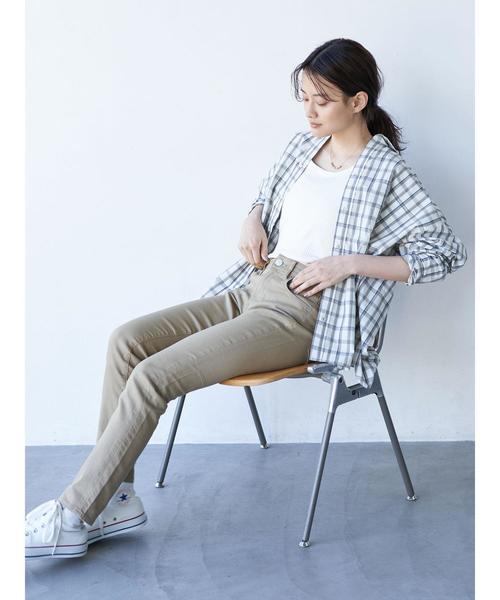 AMERICAN HOLIC（アメリカンホリック）の「カラースキニーフィット ＊（その他パンツ・レディース・ブラック/ベージュ/グレイッシュベージュ・SMALL/MEDIUM/LARGE/X-SMALL/LL）」の11枚目の写真