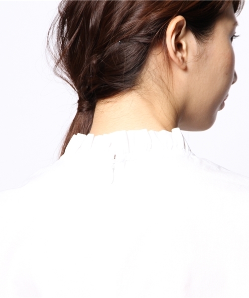 Ray BEAMS（レイビームス）の「【Ray BEAMS / フリル スタンド コットン パフスリーブシャツ】（シャツ/ブラウス・レディース・ホワイト/ブラック・0/1）」の8枚目の写真