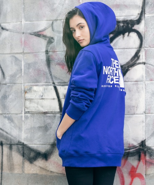 THE NORTH FACE(�U�m�[�X�t�F�C�X)��THE NORTH FACE/�U�E�m�[�X�t�F�C�X Half Dome Pull Over Hoodie �v���I�[�o�[ �p�[�J�[(�p�[�J�[)