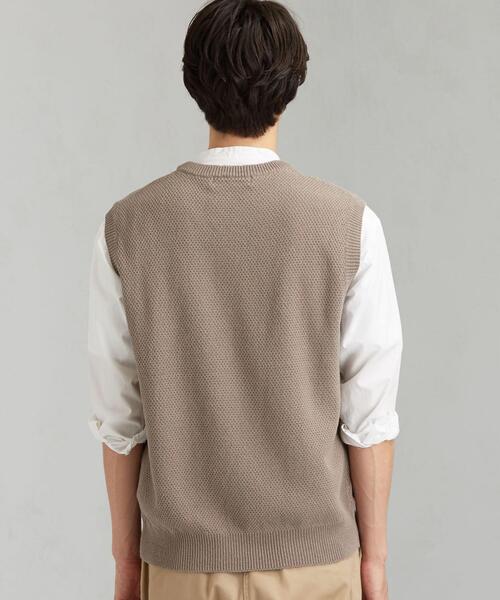 green label relaxing（グリーンレーベルリラクシング）の「CM テープヤーン リンクス クルー ベスト（ベスト・メンズ・ベージュ/ライトグレー/ネイビー・SMALL/MEDIUM/LARGE）」の6枚目の写真