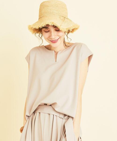 BEAUTY&YOUTH UNITED ARROWS(ビューティアンドユースユナイテッドアローズ)の「【WEB限定】by ※∴キーネックフレンチスリーブカットソー -ウォッシャブル- о(Tシャツ/カットソー)」|ベージュ