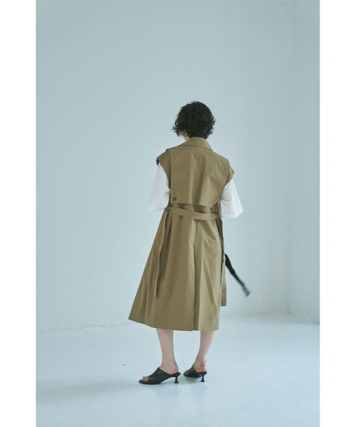 marjour(マージュール)の「TRENCH LONG VEST(トレンチコート・レディース・ベージュ・MEDIUM)」の7枚目の写真