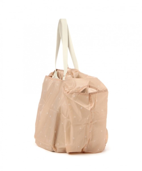 LAKOLE(ラコレ)の「アルファベット柄レインバッグカバー / LAKOLE(トートバッグ・レディース・ベージュ/グレー/ライトグリーン/桜・FREE)」の9枚目の写真