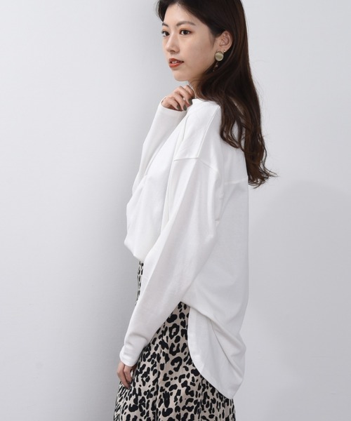 ap retro（アプレトロ）の「ラウンドヘムビッグプルオーバー【ZOZOTOWN限定商品】（Tシャツ/カットソー・レディース・オフホワイト/ブラック/グレー/ベージュ/ダークブラウン/グリーン・FREE）」の9枚目の写真