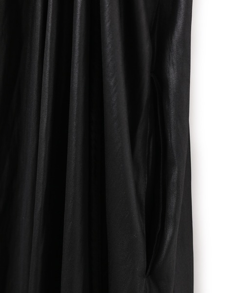 ADAM ET ROPE'（アダムエロペ）の「ギャザーキャミワンピース（ワンピース・レディース・ブラック/ダークブラウン・FREE）」の8枚目の写真