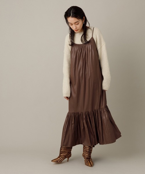 ADAM ET ROPE'（アダムエロペ）の「ギャザーキャミワンピース（ワンピース・レディース・ブラック/ダークブラウン・FREE）」の13枚目の写真
